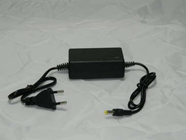 ALIMENTATOR IN COMUTATIE