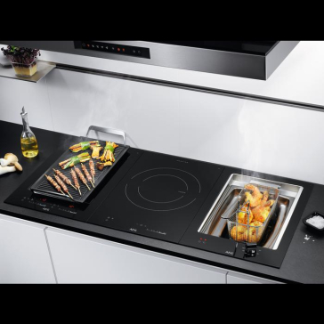 PLITA CU INDUCTIE AEG HC452401EB